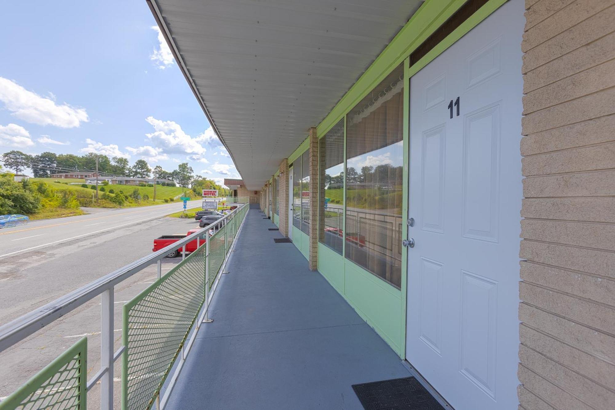 Hotel Sonrise Lincoln Hwy By Oyo Breezewood