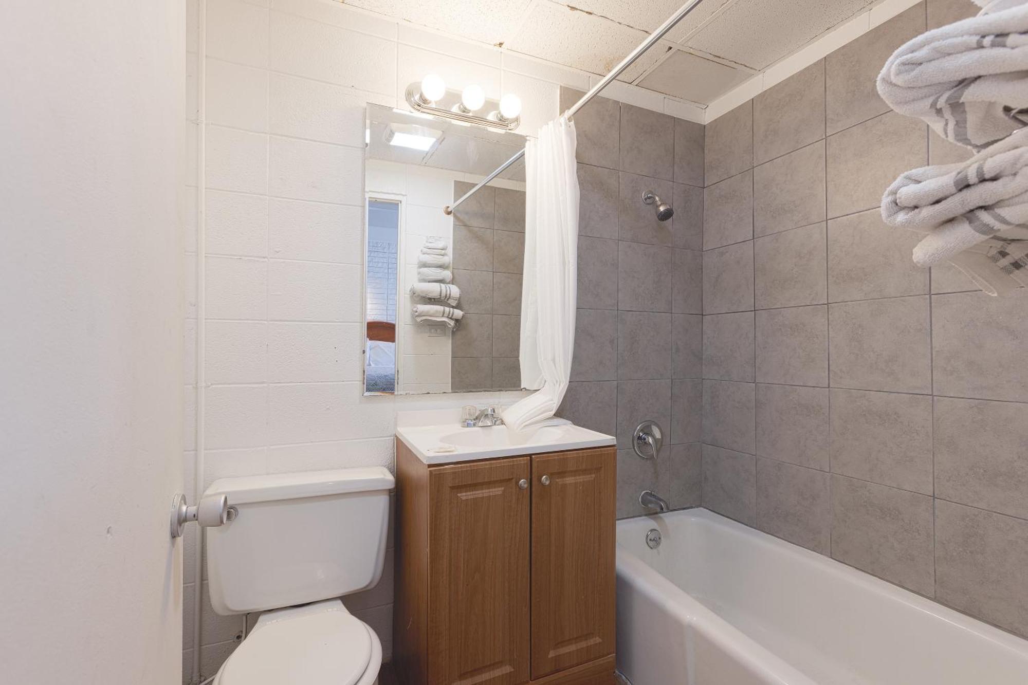 Hotel Sonrise Lincoln Hwy By Oyo 2*